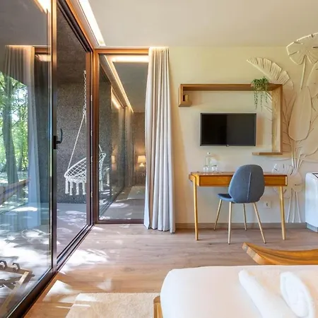 Nature Escape With Pool & Bbq Viana do Castelo