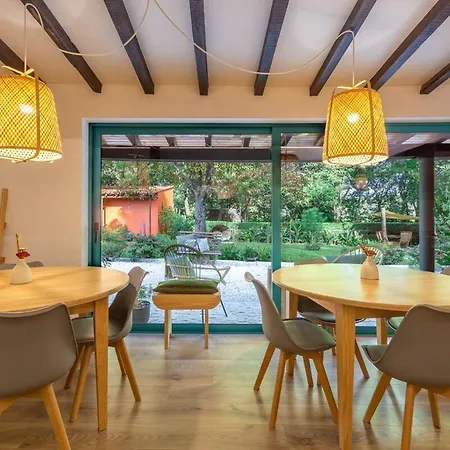 Nature Escape With Pool & Bbq Viana do Castelo